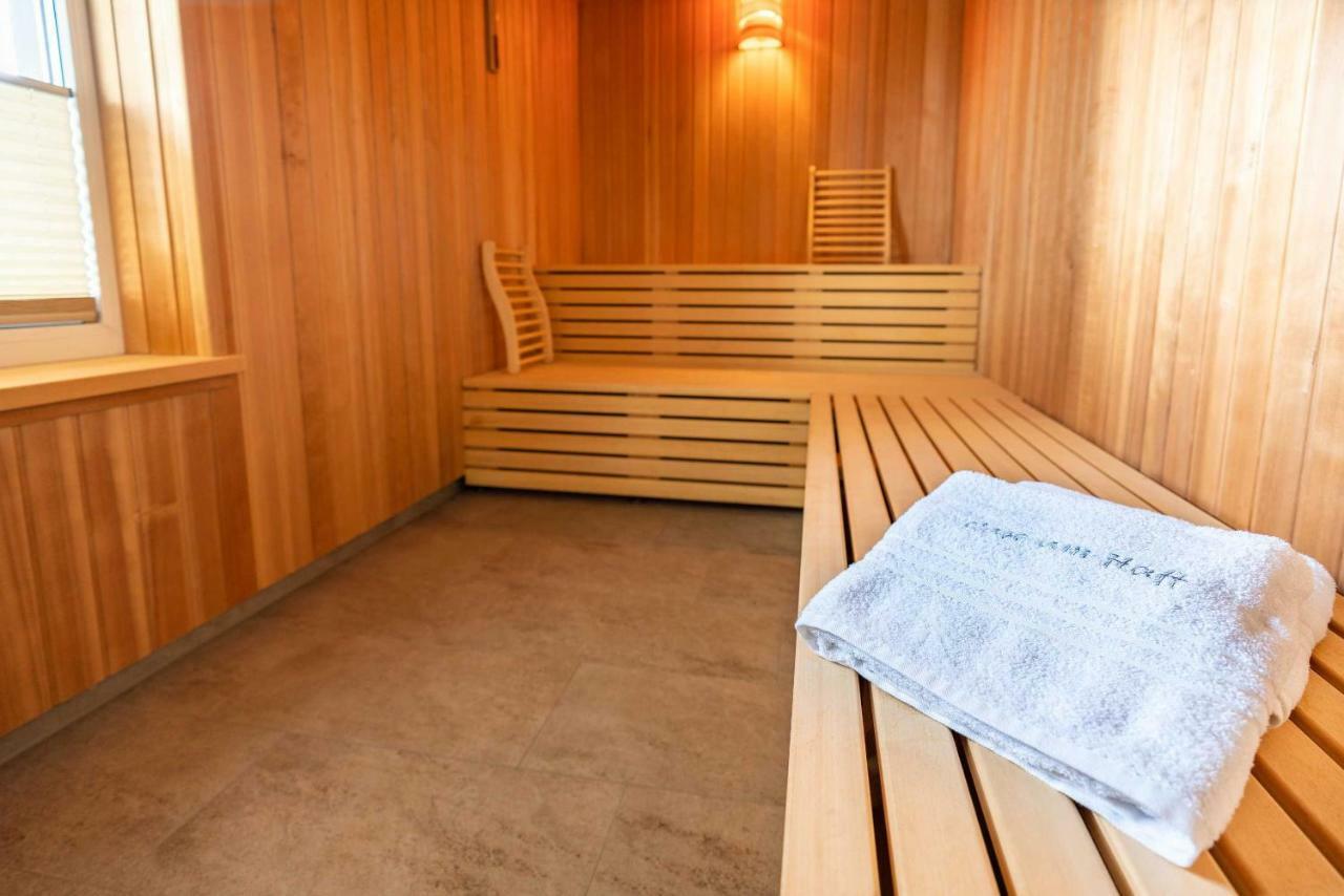 Appartement "Saphir" Mit Penthouseflair - Oase Am Haff Garz  Buitenkant foto